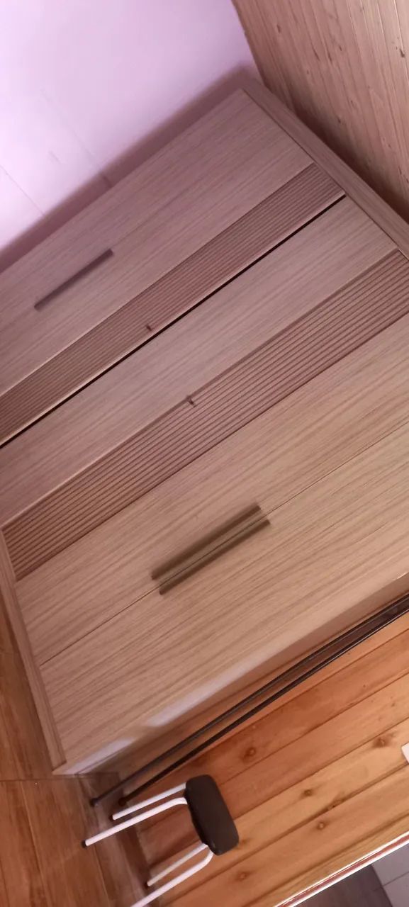 Guarda- roupa 7 portas.Unica vez montado.