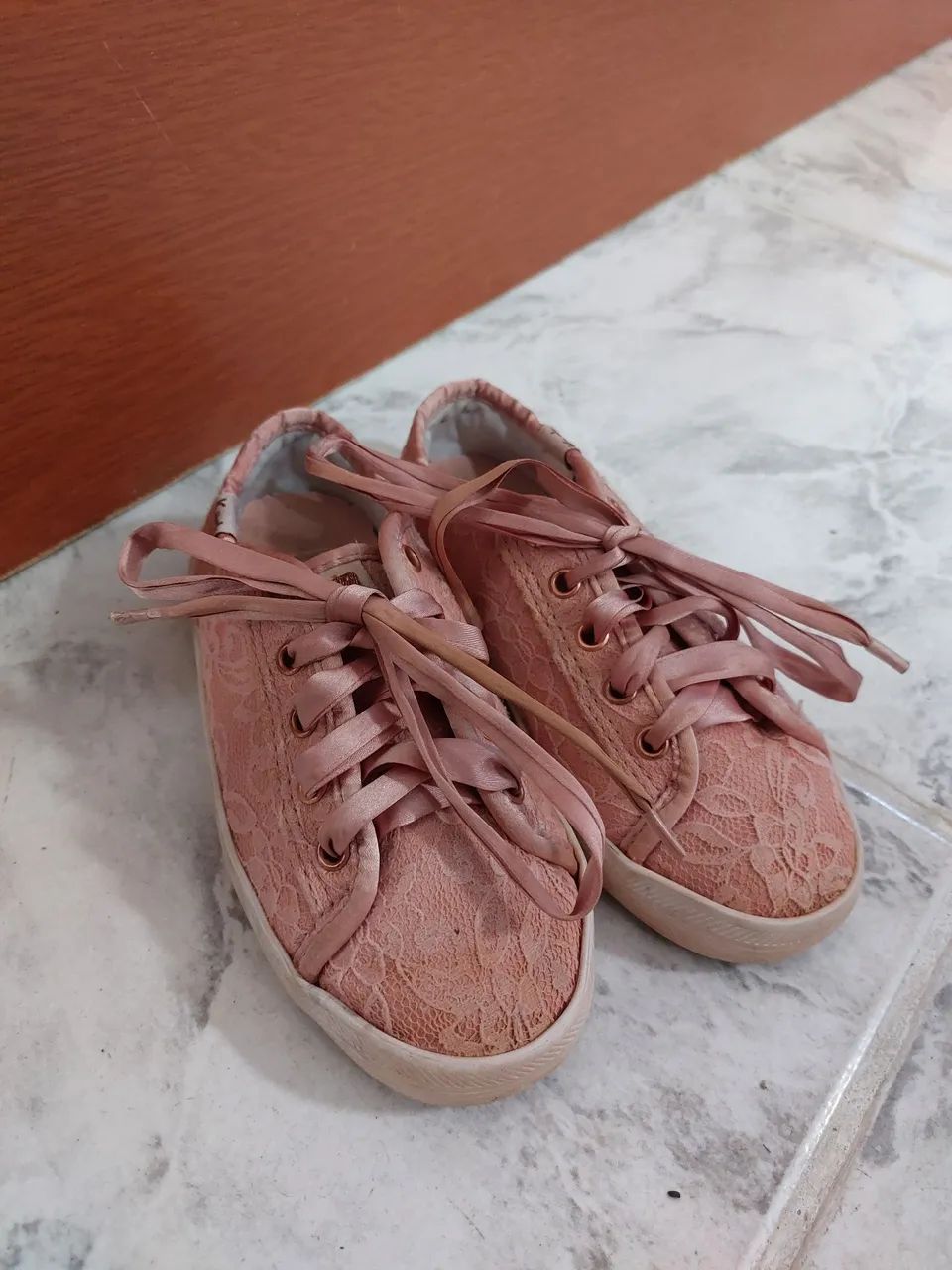 Tênis rosa infantil - Tamanho 26