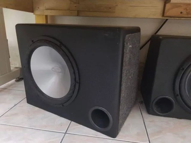 Som automotivo em caixa de madeira 300W - Foto 2