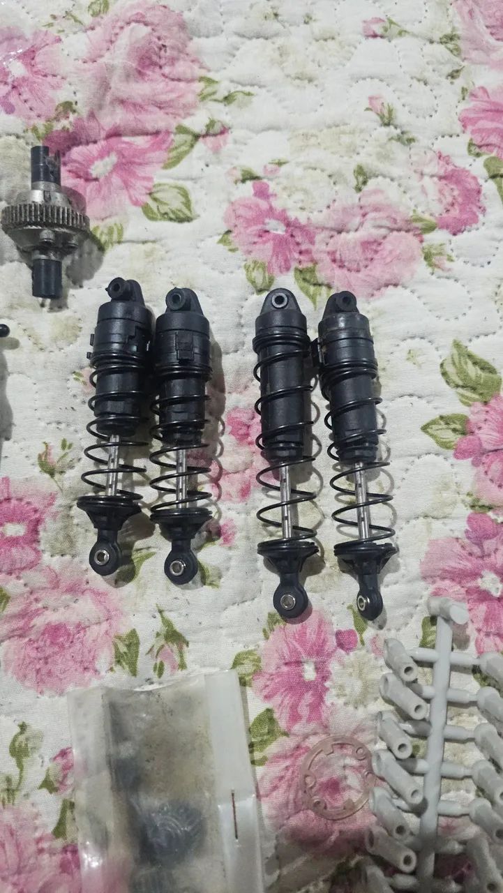 Peças HPI Blitz 1/10 preço no anúncio  - Foto 4