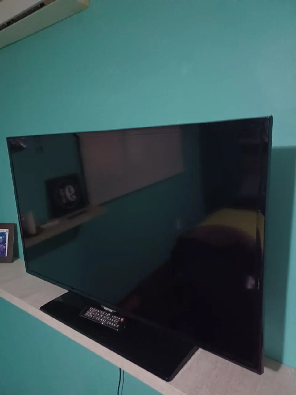 TV SAMSUNG 42' LCD COM CONTROLE REMOTO, EM ÓTIMO ESTADO