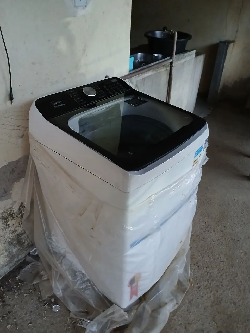 Vendo máquina de lavar midea 13KG - Foto 3
