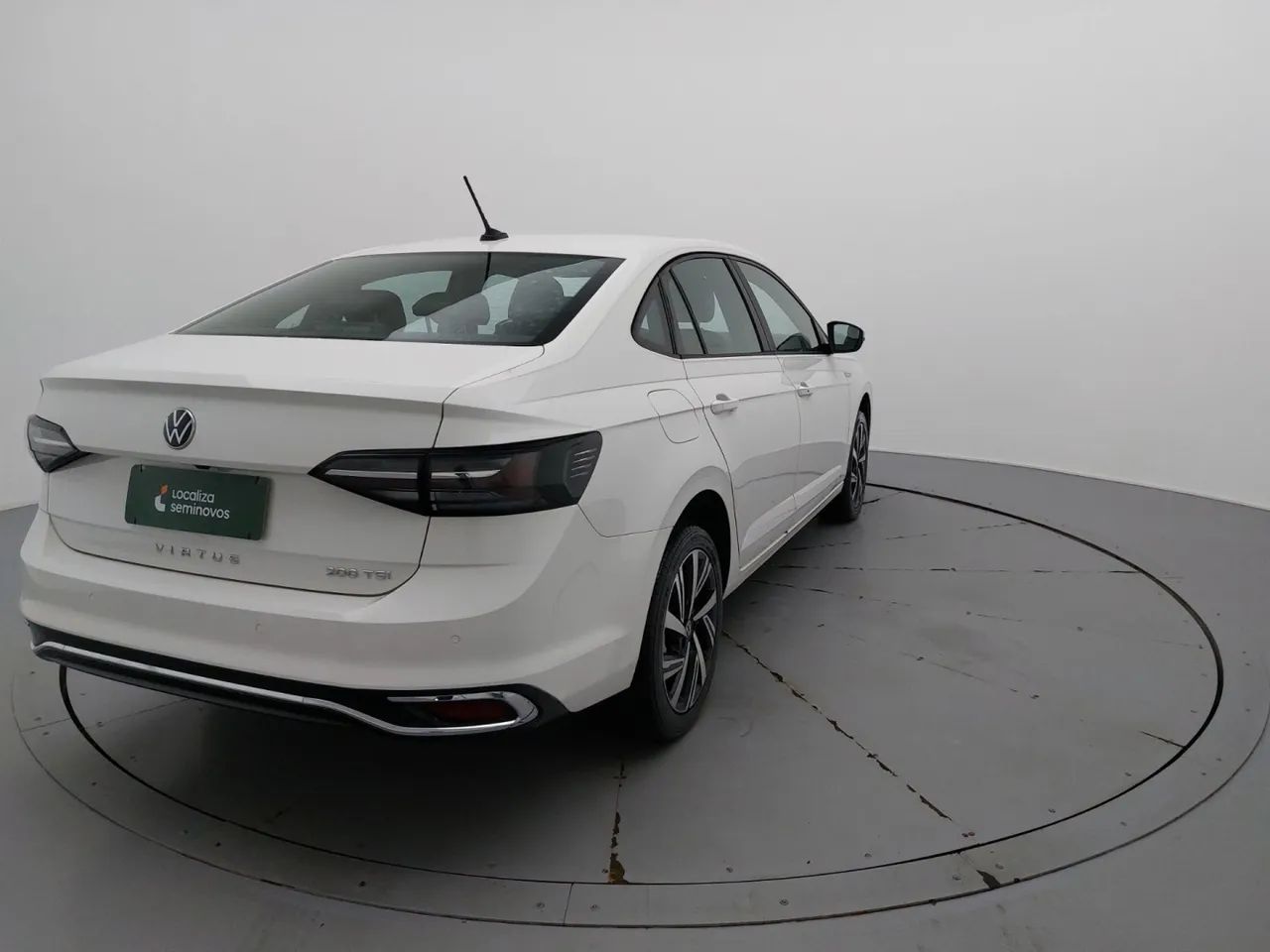 Volkswagen Virtus Highline 200 TSI 1.0 Flex 12V Aut, foto 5 de 18
