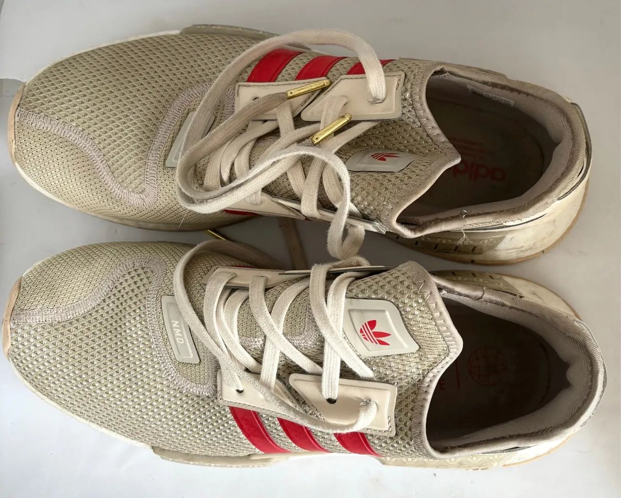 Adidas NMD_R1 - Bege e Vermelho - Foto 2