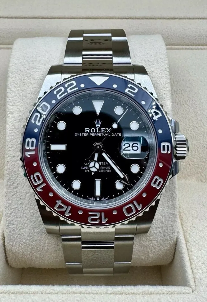 Rolex GMT-Master II Pepsi - Fundo Preto Jubilee