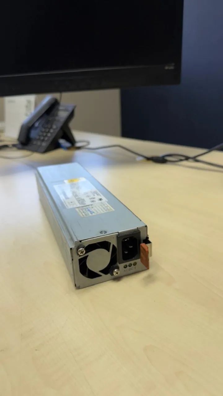 Fonte para servidor IBM, modelo DPS980CB, 920 Watts DELTA ELETRONICS. - Foto 4