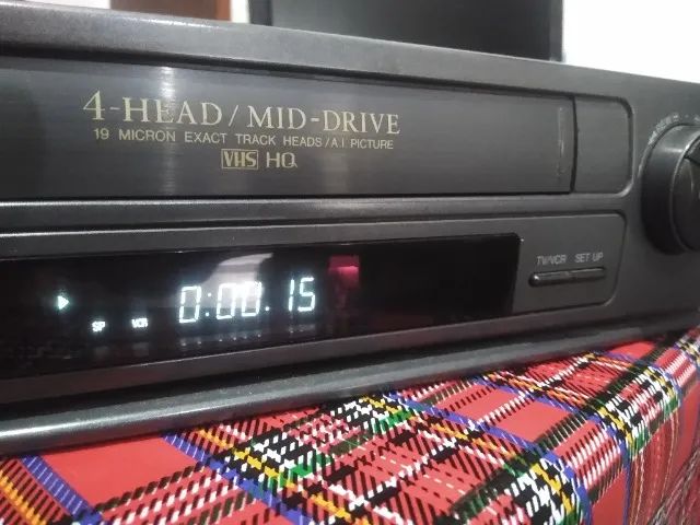 Video Cassette Sharp 4 cabeças (VC A542U) - Foto 3