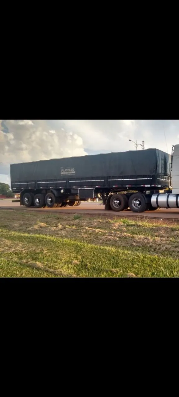 Vendo carreta LS graneleira/contaneira randon 10/11