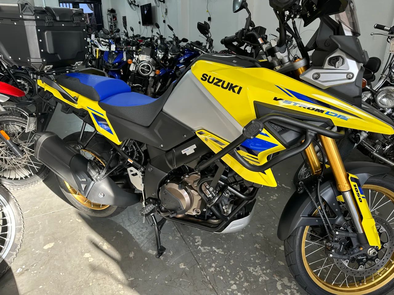 VSTROM 1050 24/25 já emplacada e transferida 2025 - Foto 2