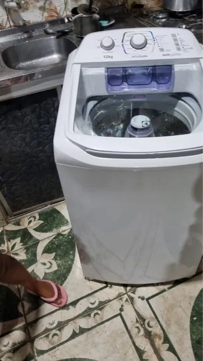 Máquina de Lavar Roupa 12kg Electrolux - JetClean - Silent - Foto 4