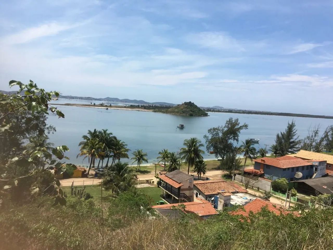 Terreno na ponta da Areia em São Pedro da aldeia 