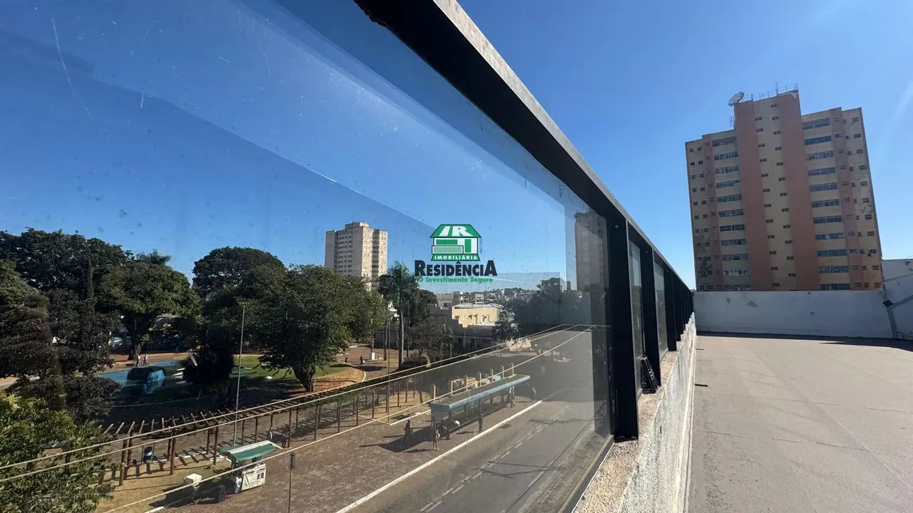 Ótima sala comercial para locação no Centro de Anápolis!