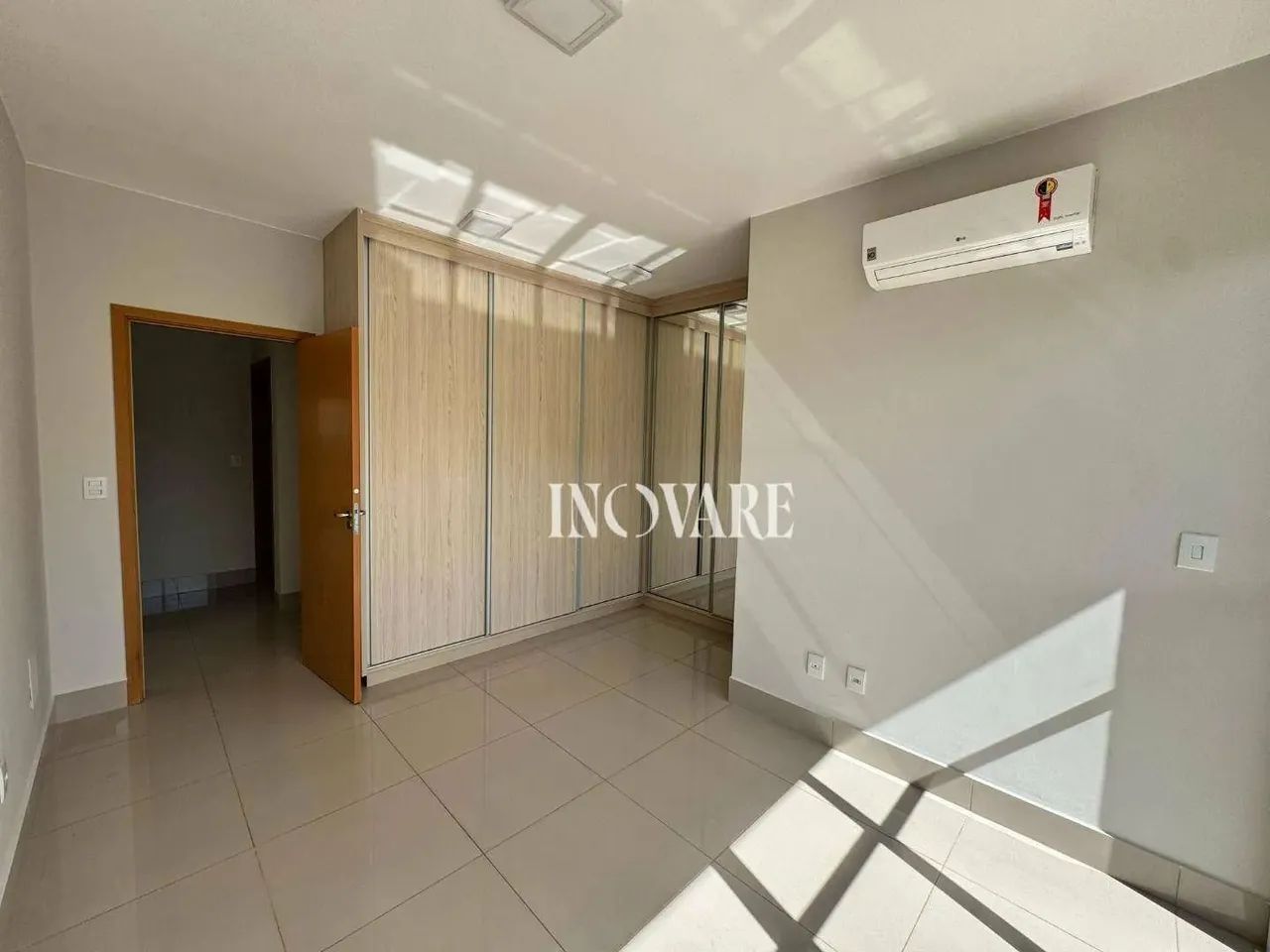 Casa com 3 dormitórios para alugar, 180 m² por R$ 6.460/mês - Granja Marileusa - Uberlândi - Foto 4