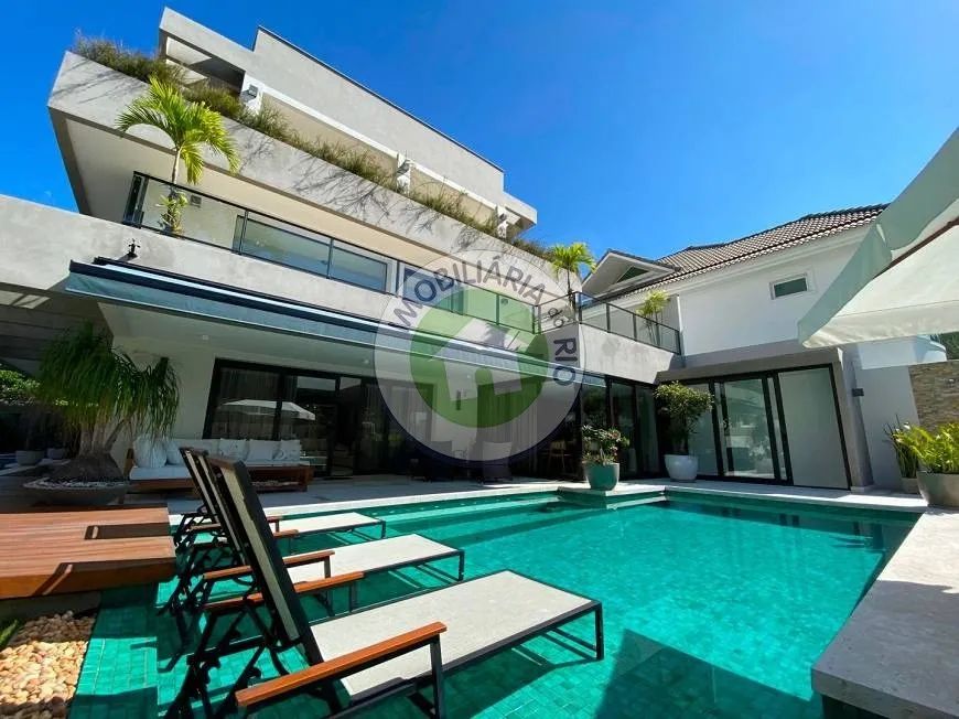 JARDIM MARAPENDI - AV LÚCIO COSTA - ORLA DA BARRA DA TIJUCA - POSTO 7- 1186 M2