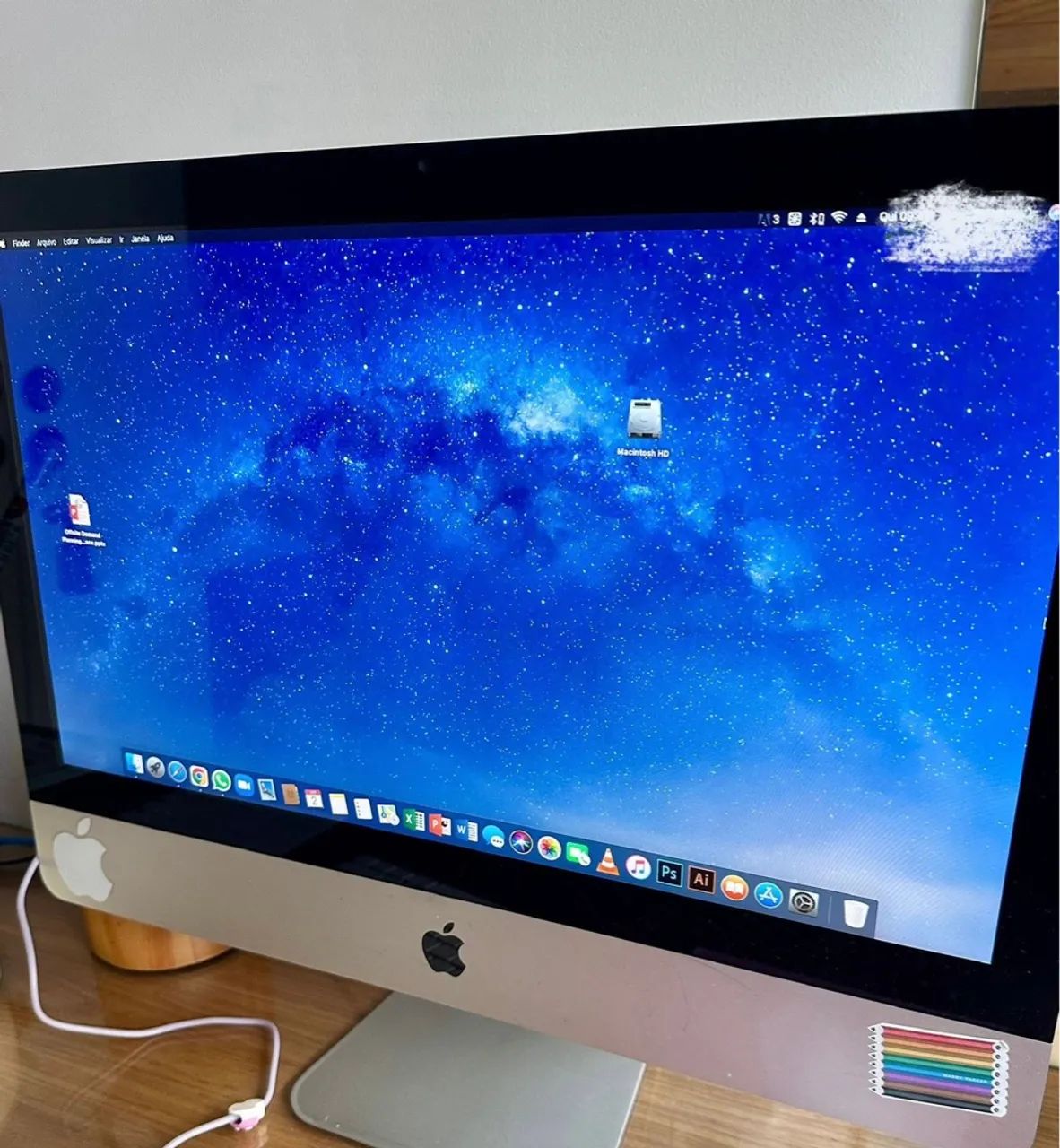 Desktop iMac 21.5 polegadas com teclado e mouse da Apple - Foto 2