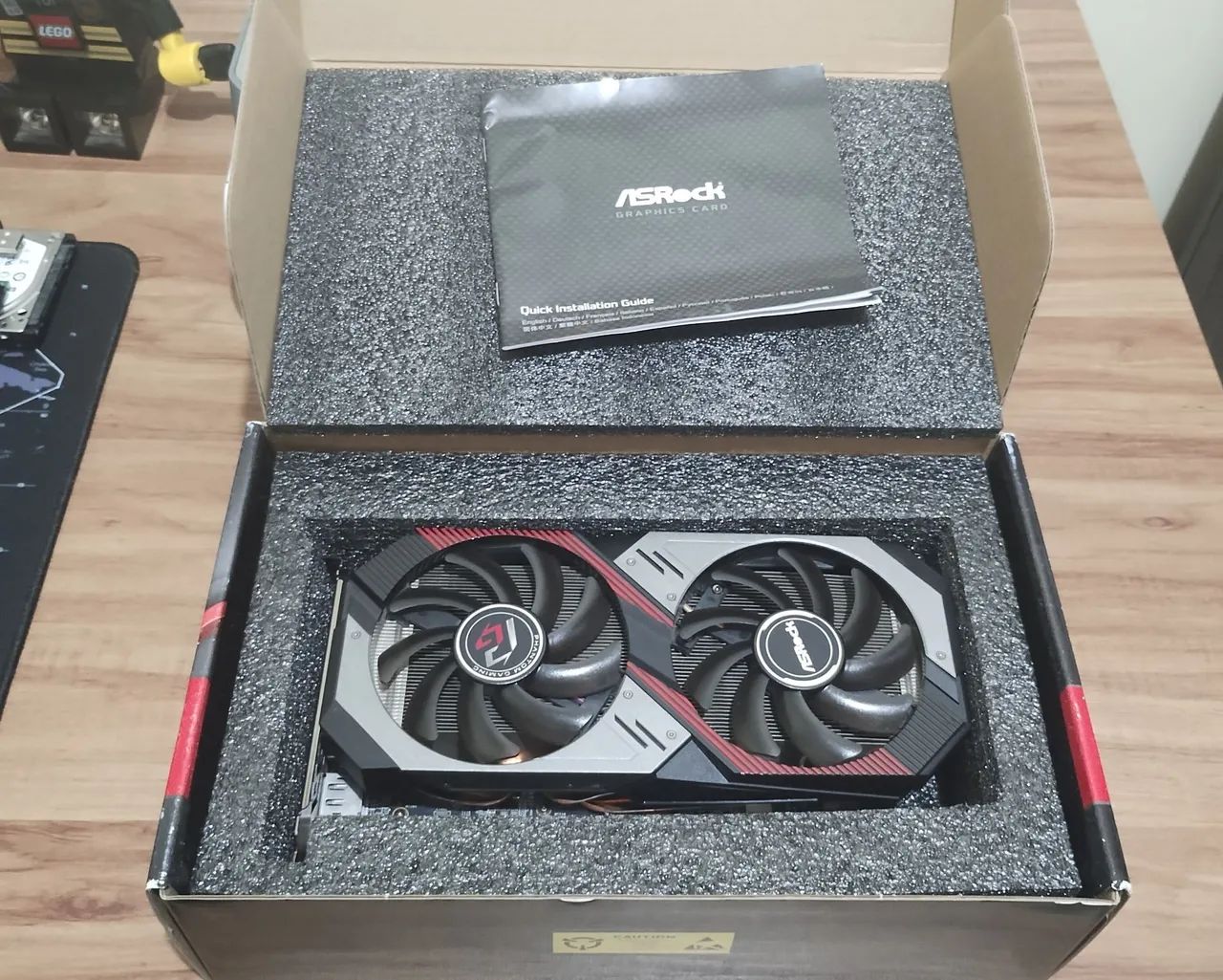Placa de vídeo ASRock Radeon RX 5600 XT Phantom Gaming D2 6G OC
