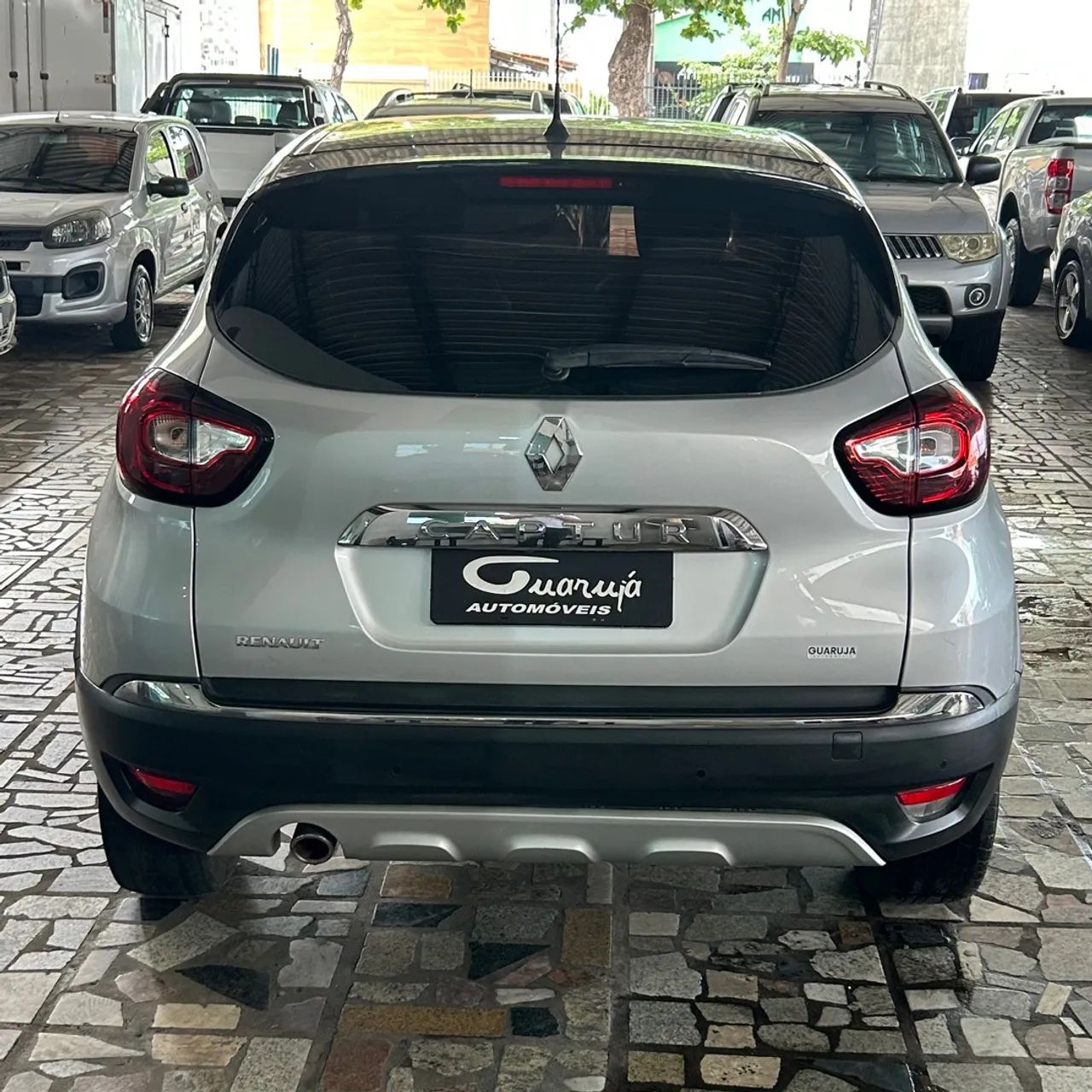 Renault Captur Intense 2.0 2021 - Foto 4