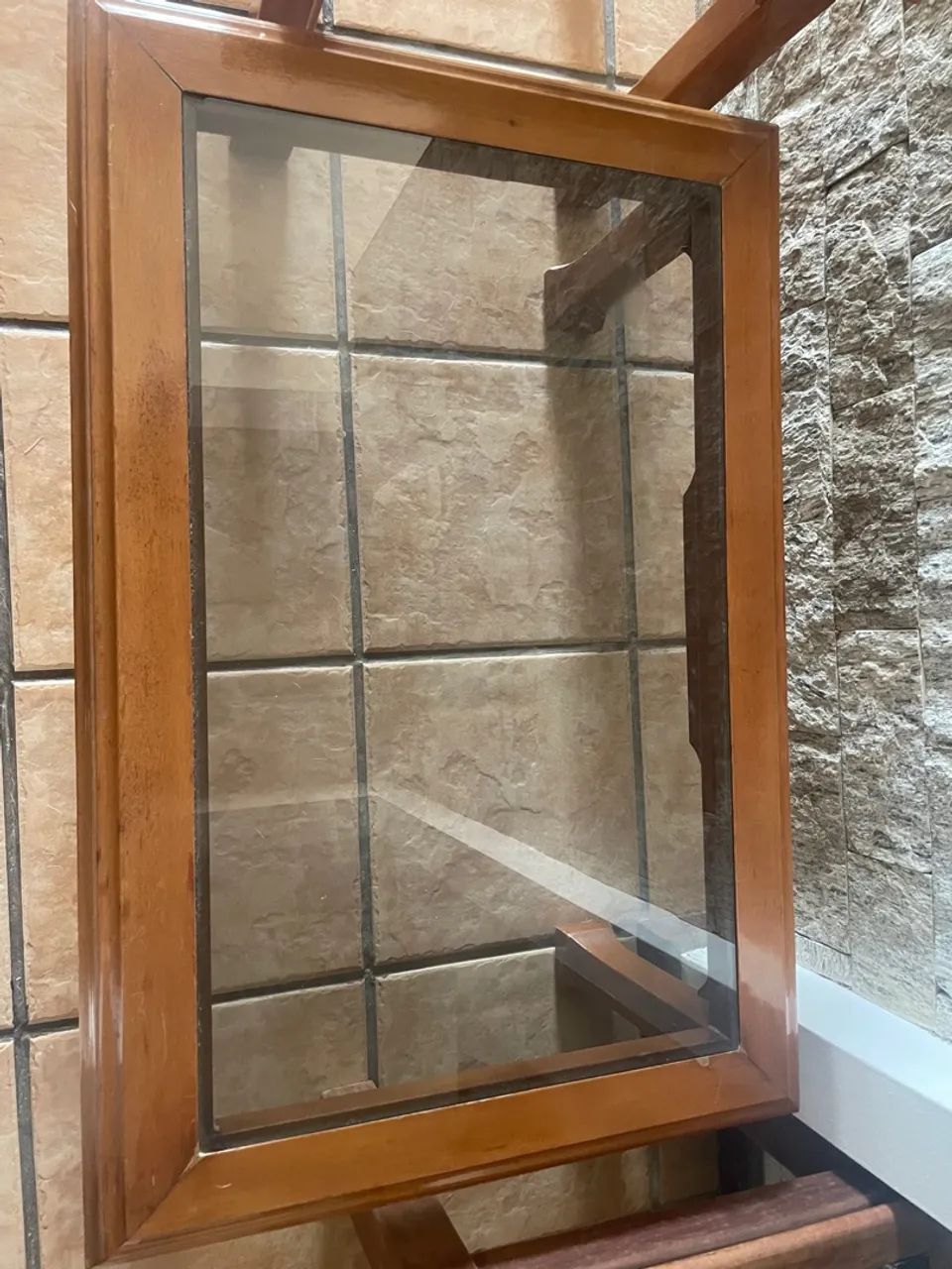2 Mesas de Centro de Mogno, com detalhes, com Vidro - Foto 4