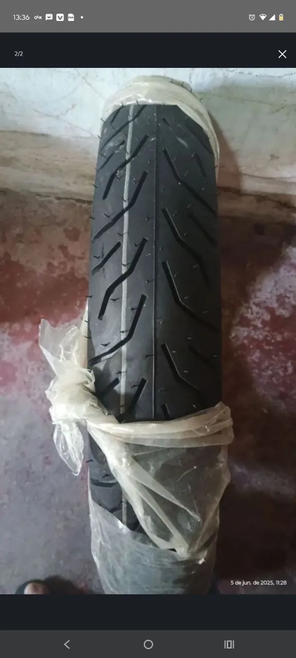 Pneu novo para moto
