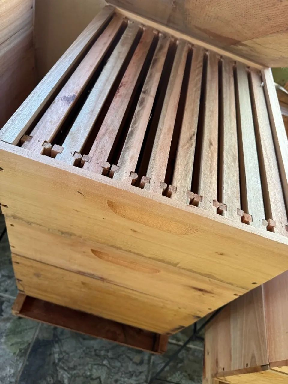 Vendo 9 caixas de apis padrão langstrot super nova com cavelete de aço , com 2 melgueiras - Foto 5