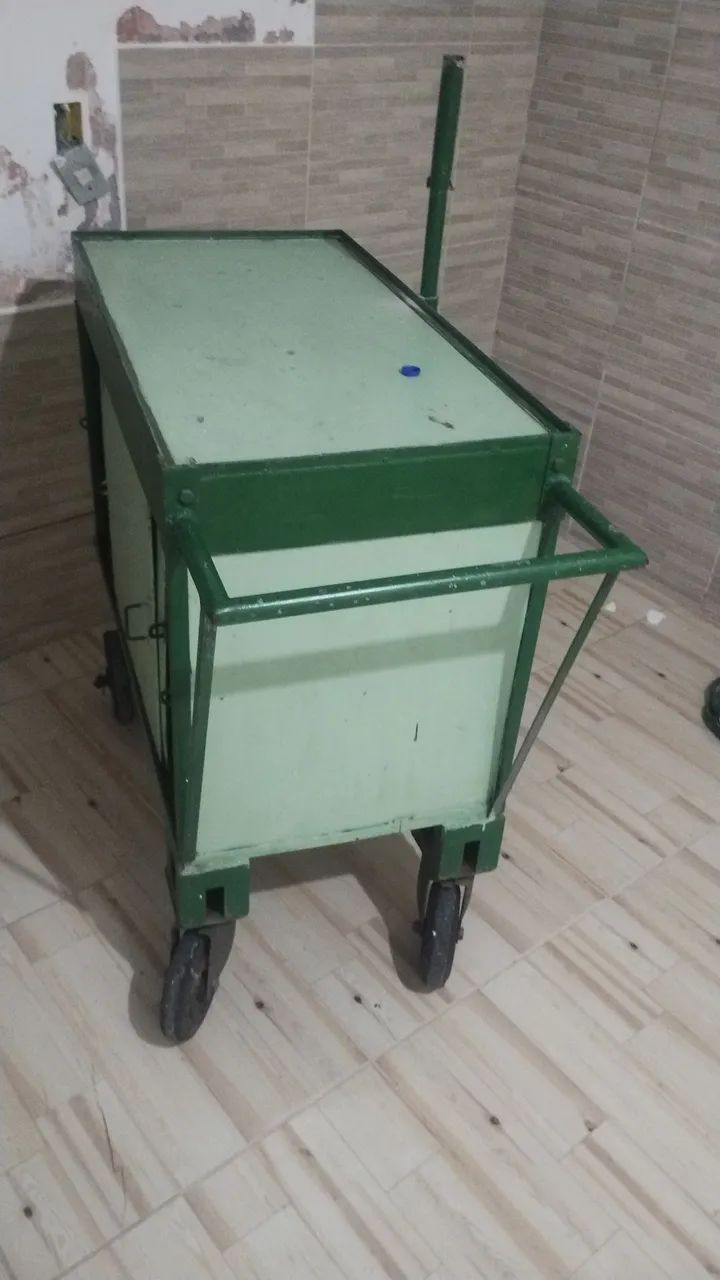 Carrinho de comércio para vender lanche,churrasco, ou o que desejar. Todo reforçado. - Foto 4