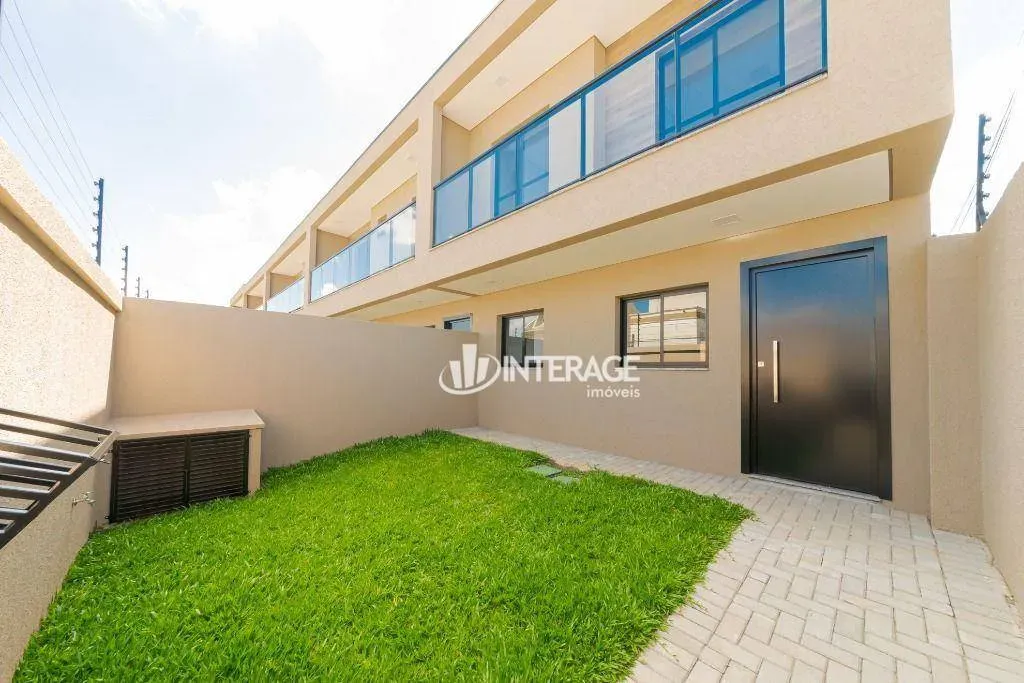 Sobrado com 3 Quartos para alugar, 117 m² por R$ 4.374/mês - Santa Felicidade - Curitiba/P