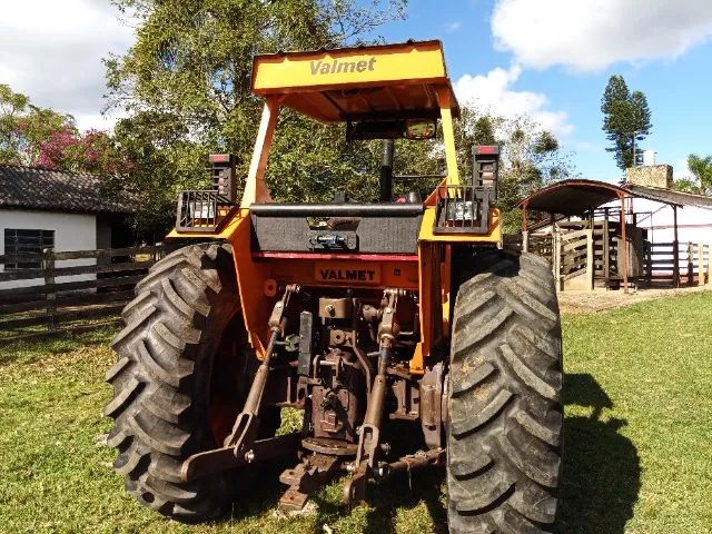 Trator Valmet 138 4x4 turbo - Foto 3