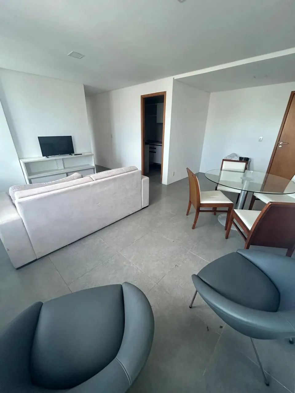Em Setubal, Mobiliado, 58m² 2 quartos sendo 1 suíte, Vista Livre, ventilado, 200m da Praia - Foto 4