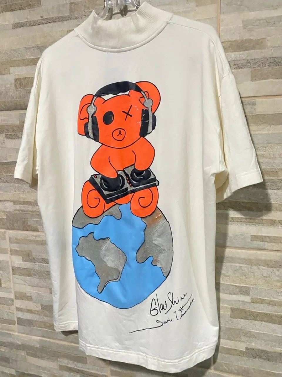 Camiseta Glowshine com Urso - Foto 4