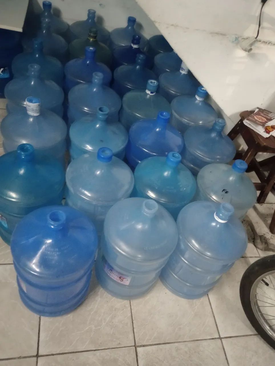 Galão de água mineral 20 Litros 