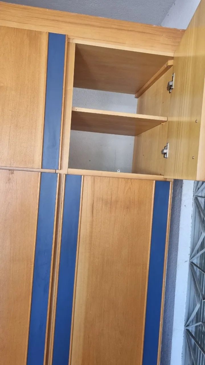 Guarda roupa de madeira  - Foto 4