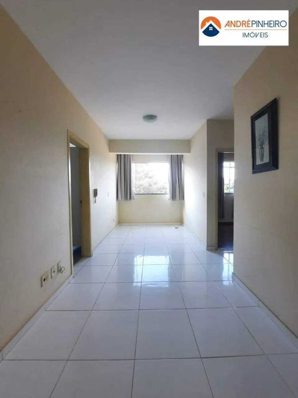 Apartamento 2 Quartos 1 Vaga sob Pilotis Bairro Planalto