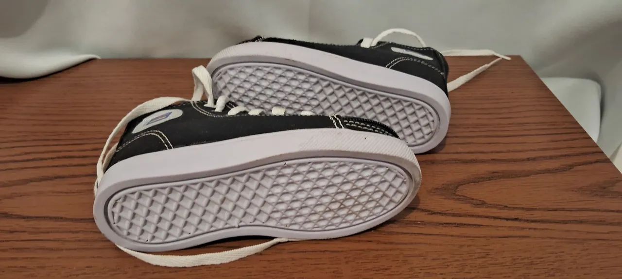 Tenis infantil para uso com ortese em perfeito estado  - Foto 5