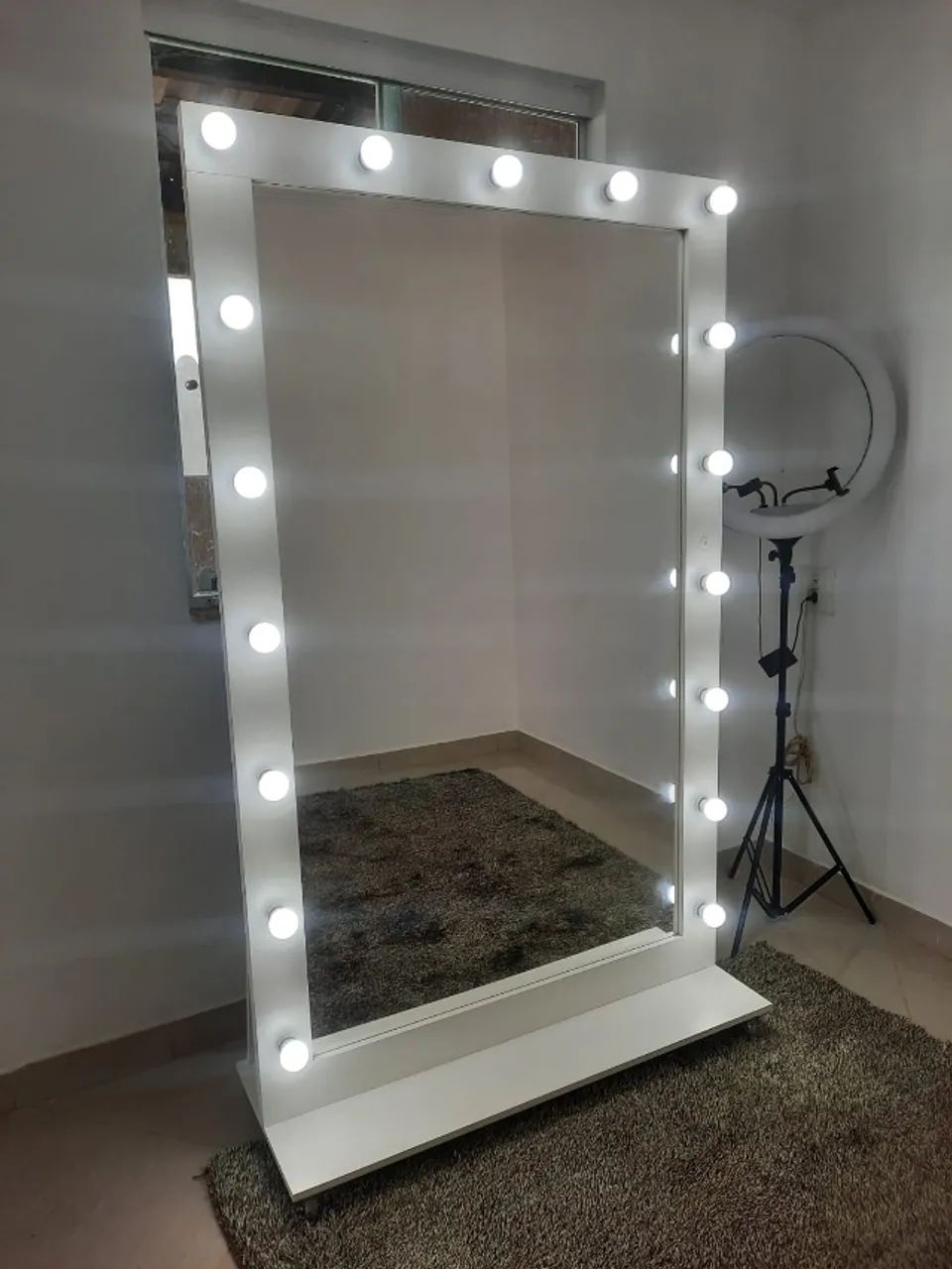 Espelho camarim MDF Com iluminação - Somos fabricantes 