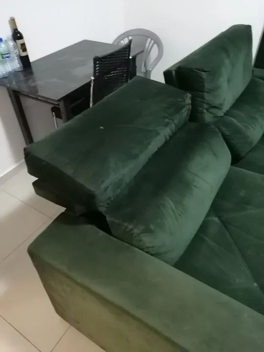 Sofá de sala retrátil Verde Escuro + mais cortina  - Foto 4