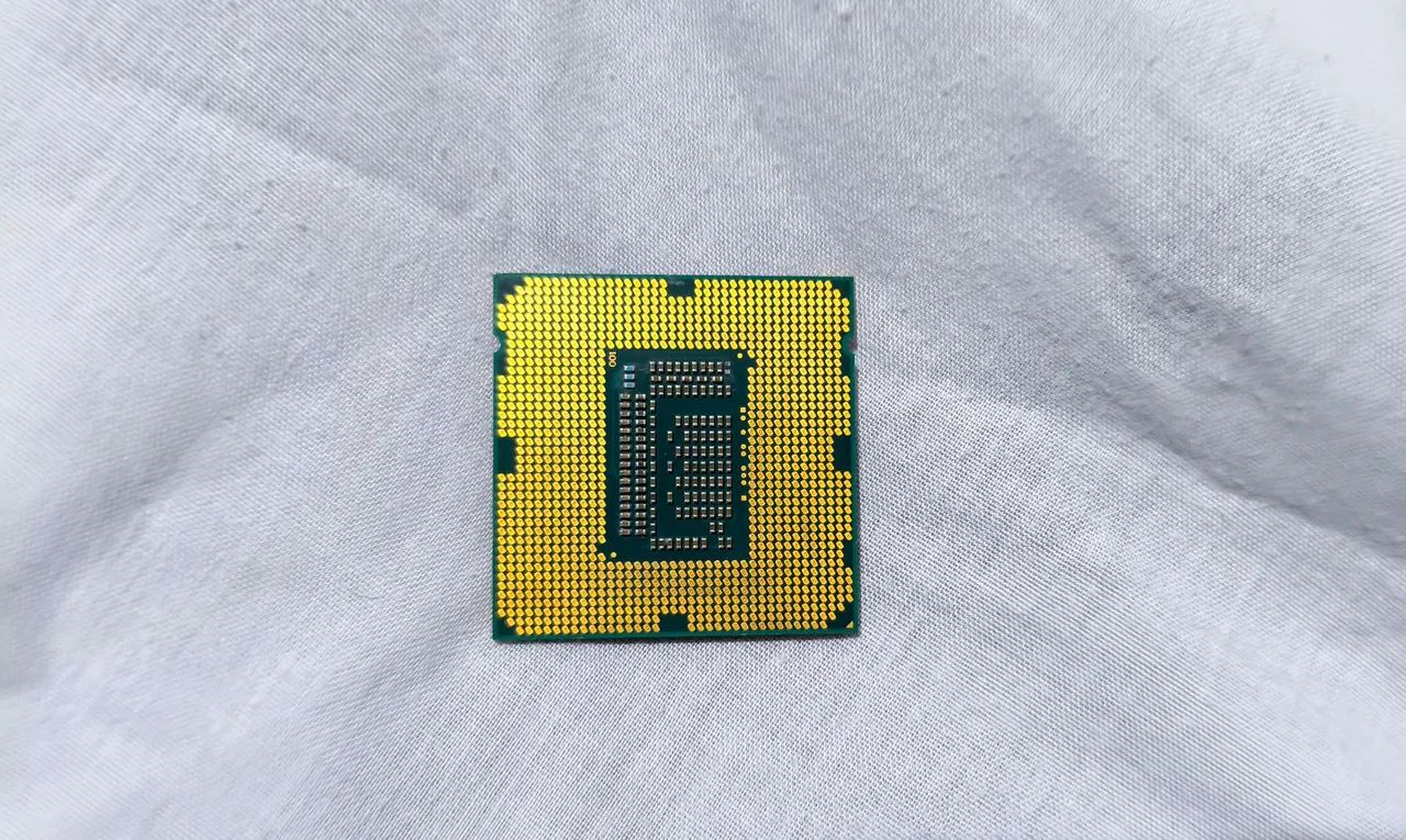 Xeon E3 1230 V2 = i7 3770 - Foto 3