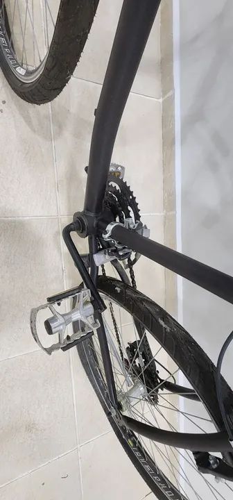 Bicicleta preta com marchas longa rider - Foto 5
