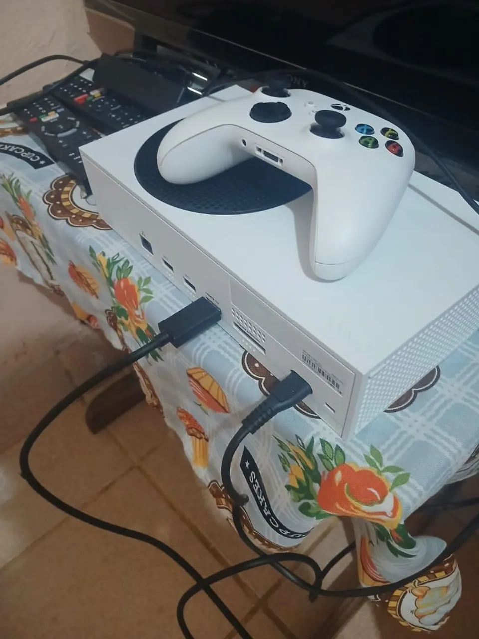Controle Xbox Series + Console Xbox Series S