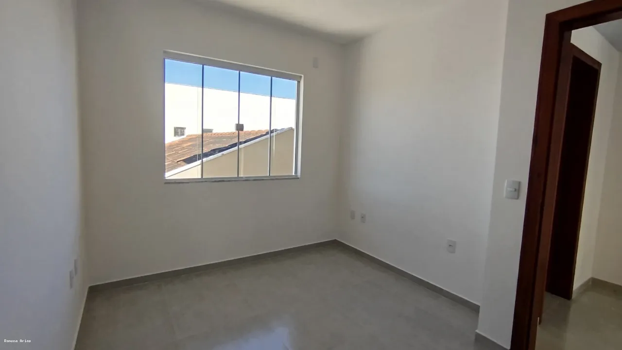 Sobrado para Venda em Palhoça, Bela Vista, 2 dormitórios, 2 banheiros, 2 vagas