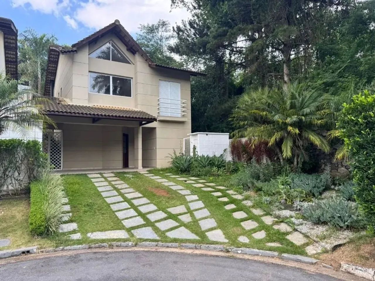 Casa, 173 m² - venda por R$ 1.200.000,00 ou aluguel por R$ 7.281,31/mês - Granja Viana - C