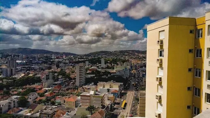 Imóvel para aluguel possui 66 metros quadrados com 3 quartos em Partenon - Porto Alegre -