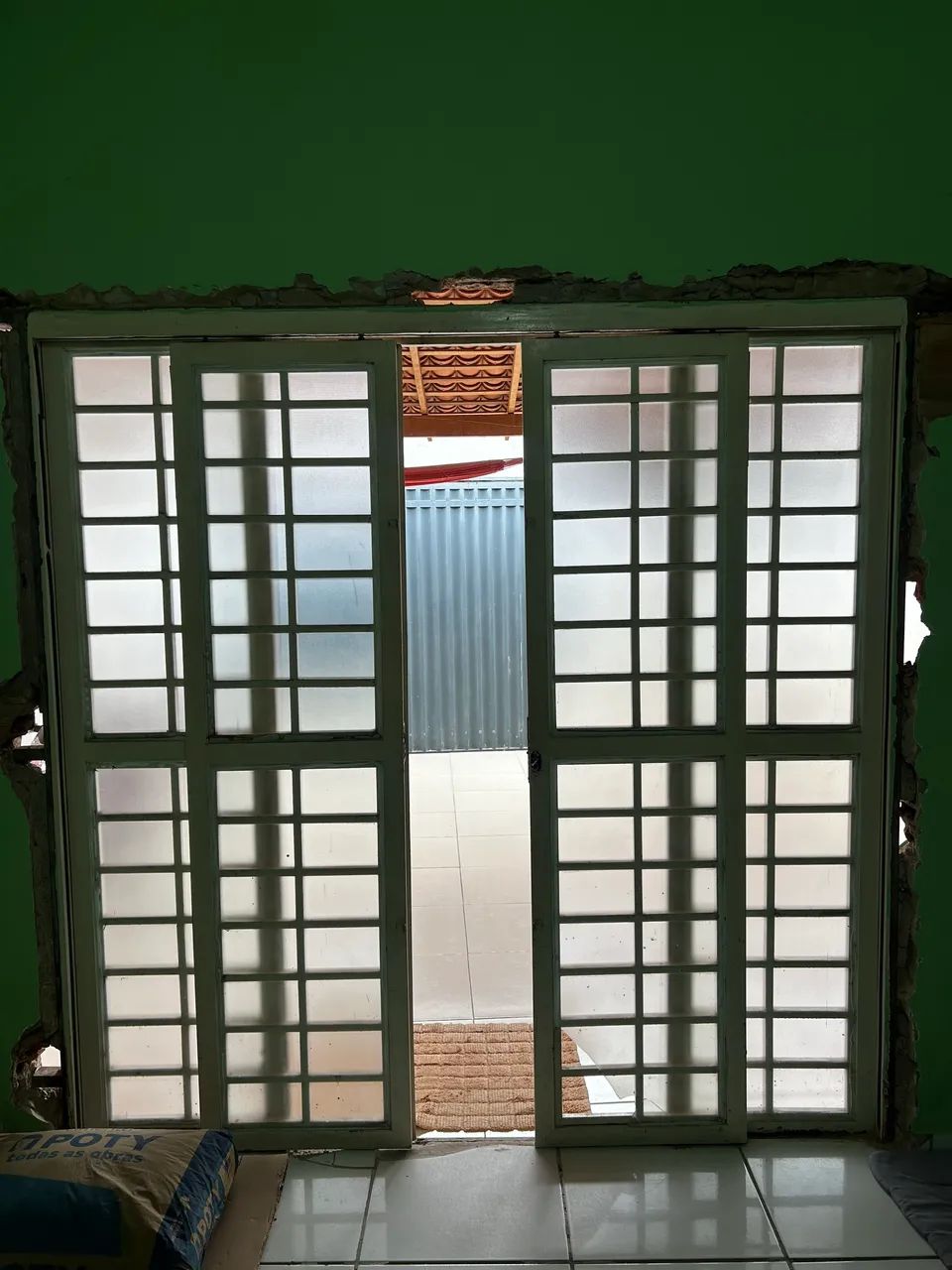 Porta de correr de ferro maciço 407687816598016001