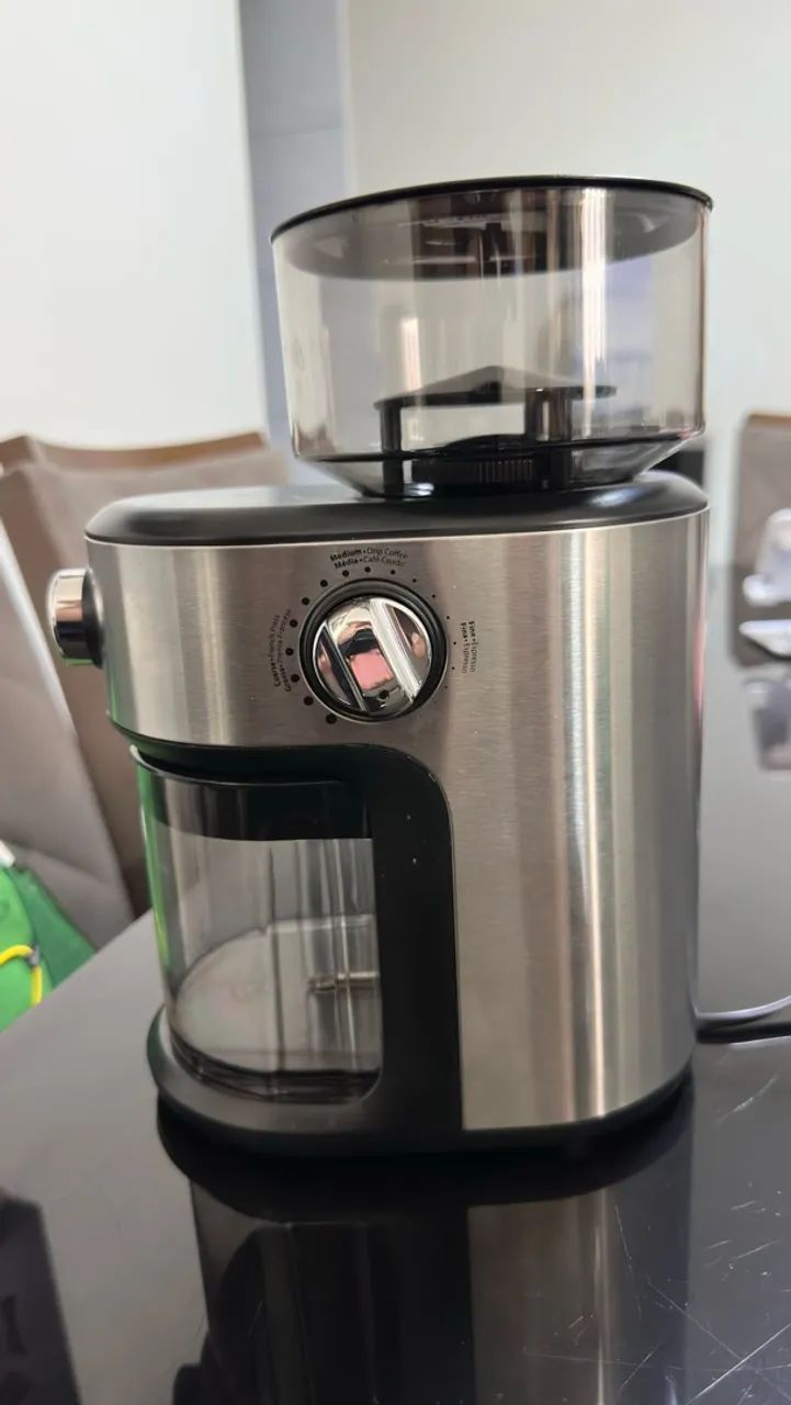 VENDO MOEDOR DE CAFÉ AUTOMÁTICO OSTER - Foto 4