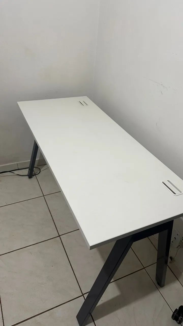 Mesa de Escritório Riccó 140x60cm