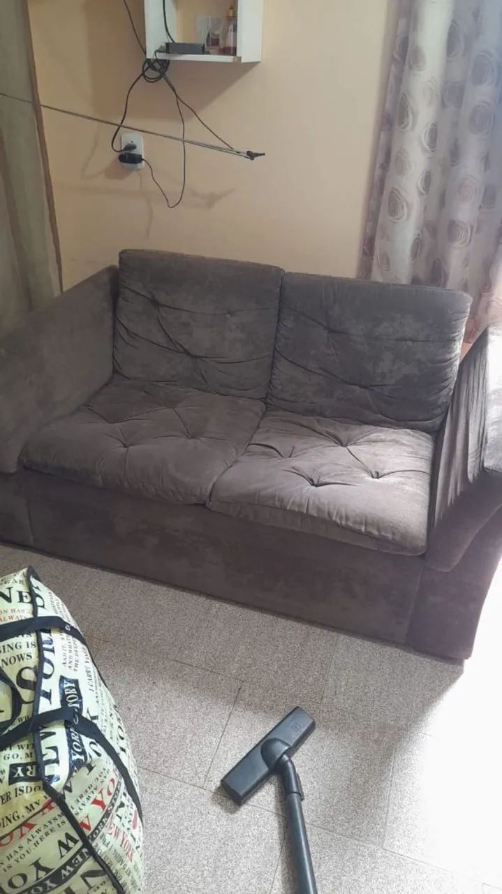 Vendo sofá 2 lugares