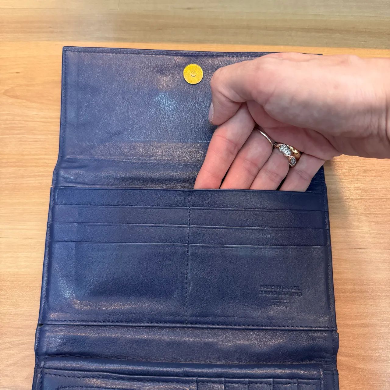 CARTEIRA LUZ DA LUA ORIGINAL COURO LEGÍTIMO AZUL - Foto 3