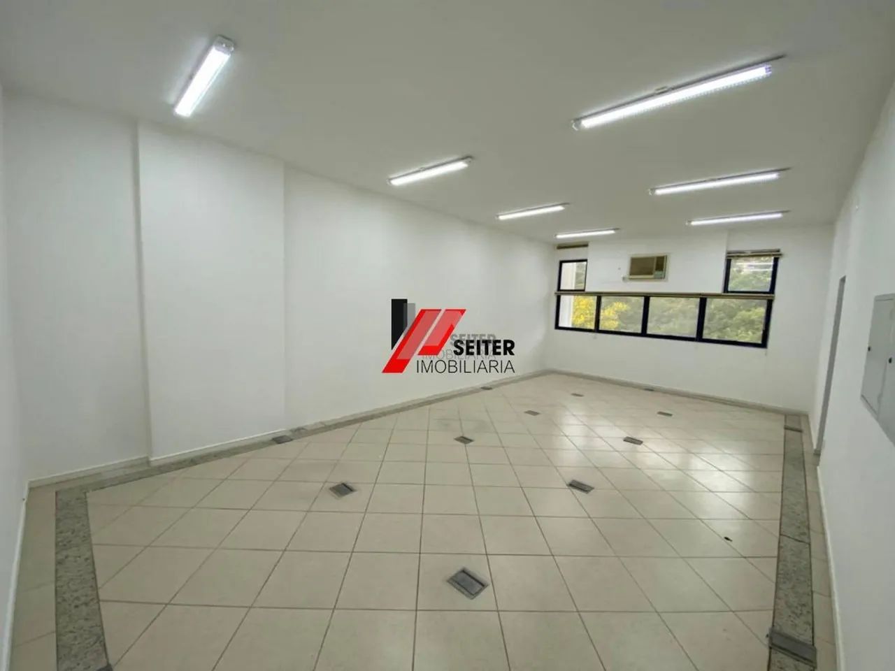 Sala comercial para alugar no Parque Tecnológico ALFA em Florianópolis