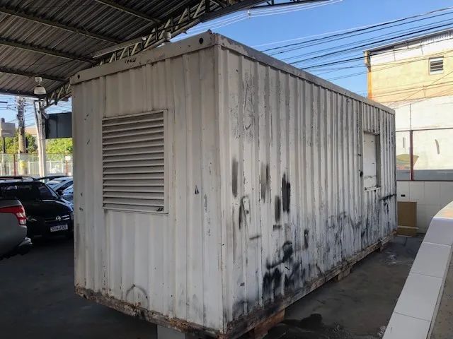 CONTAINER 