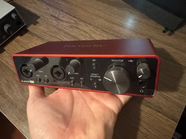 focusrite 8i6
