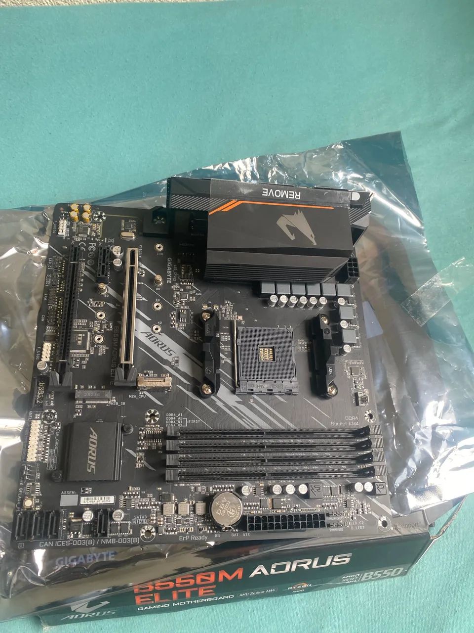 Placa mãe B550M AORUS ELITE (NOVA) - Foto 4